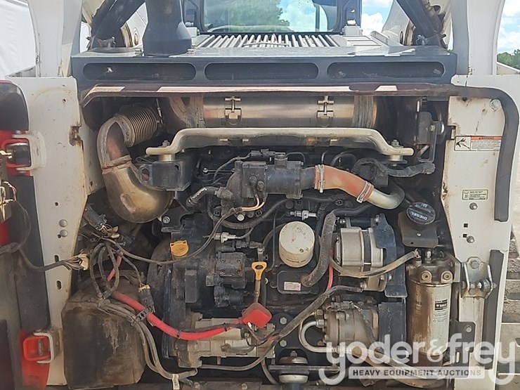 2023-bobcat-t870-image-17