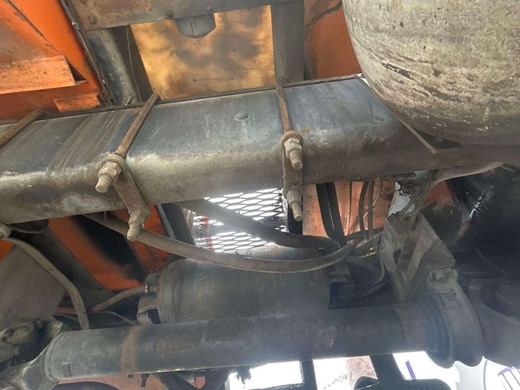 2008-ford-f750-image-28