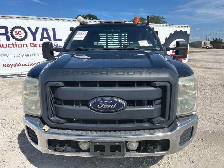 2012-ford-f350-image-26