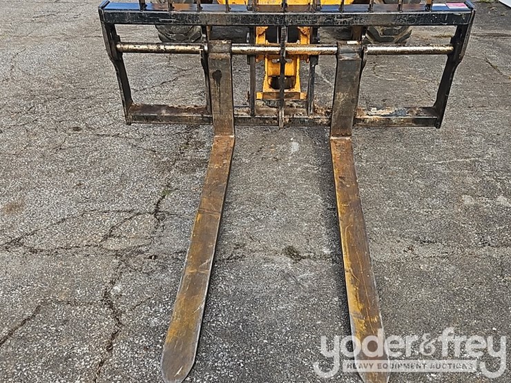 2015-jcb-510-56-image-9