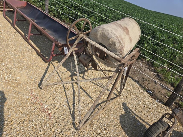 #3906-•-cement-mixer-image-2