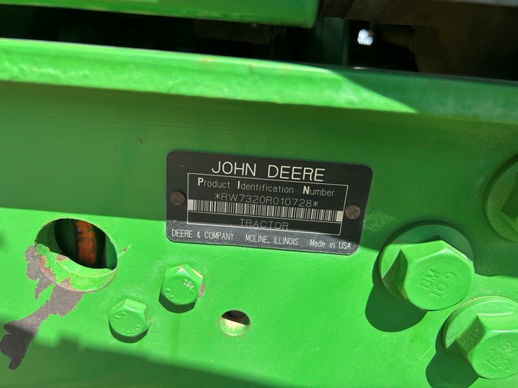 john-deere-7320-image-41