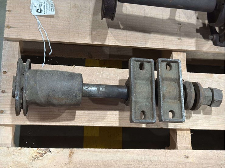 various-industrial-salvage-parts-likely-from-the-late-1800's-image-23