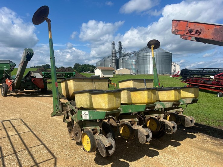 john-deere-7000-image-3