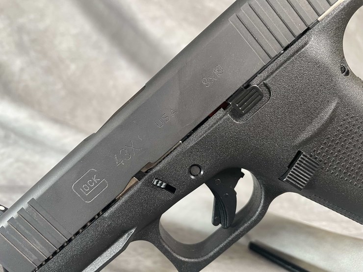 #4560-•-glock-model-43x-9mm-luger-pistol,-sn:-akva878-image-16