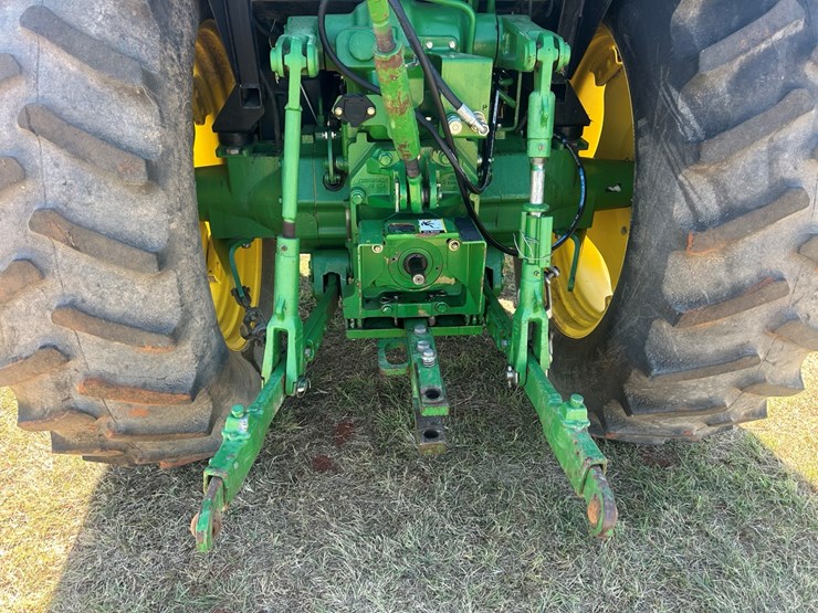 john-deere-6140d-image-5