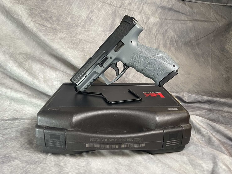 #4559-•-heckler-&-koch-vp9-9mm-luger-semi-auto-pistol,-sn:-224-177838-image-1