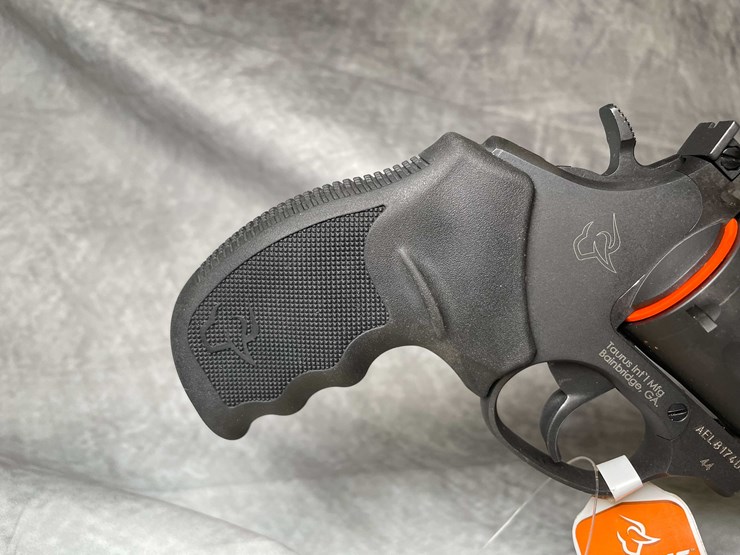 #4534-•-taurus-m44-tracket-44-rem-mag-revolver,-sn:-ael817409-image-6