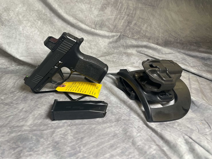 #4564-•-sig-sauer-p365-9mm-luger-pistol,-sn:-66b856261-image-1