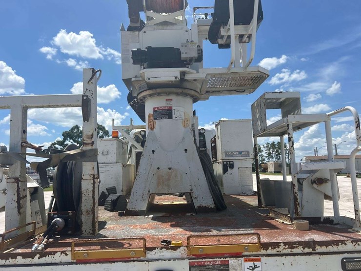 2013-international-workstar-7400-image-28