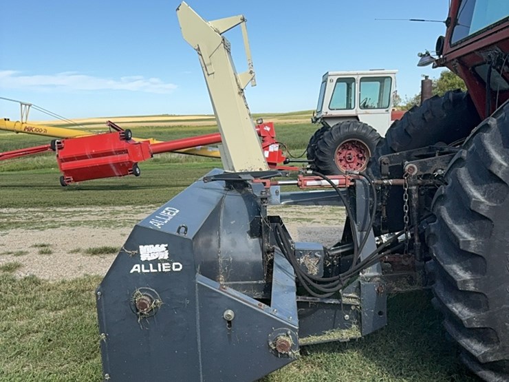 allied-snowblower,-twin-auger,-two-stage,-hyd.-chute,-works-great,-little-use-image-5