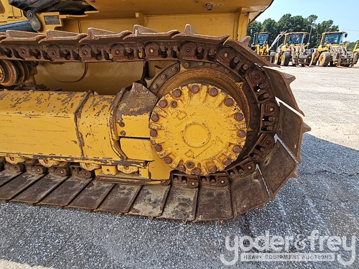 2018-caterpillar-d5k2-lgp-image-21