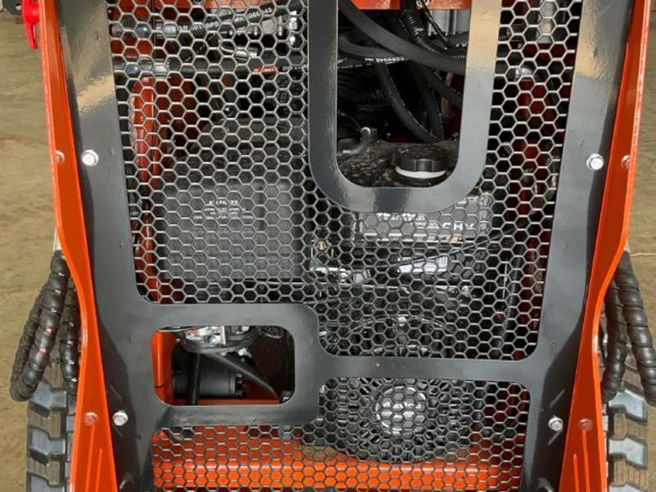 #1013-•-unused-future-ft36c-mini-skid-steer-image-17