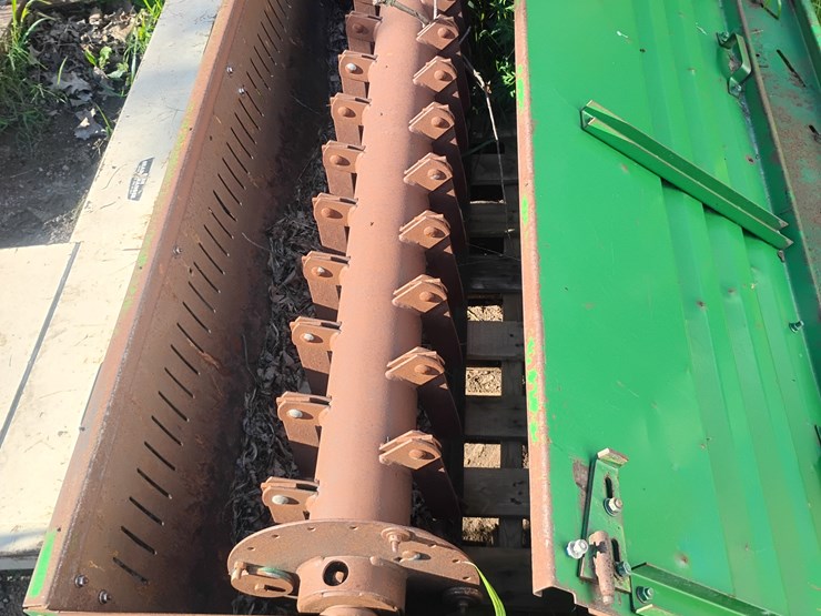 1983-john-deere-8820-image-17