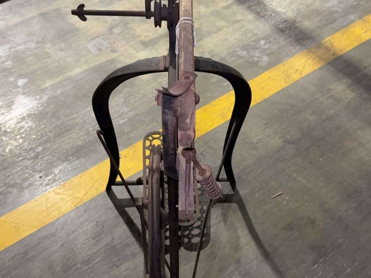 new-rodger’s-treadle-scroll-saw-image-23