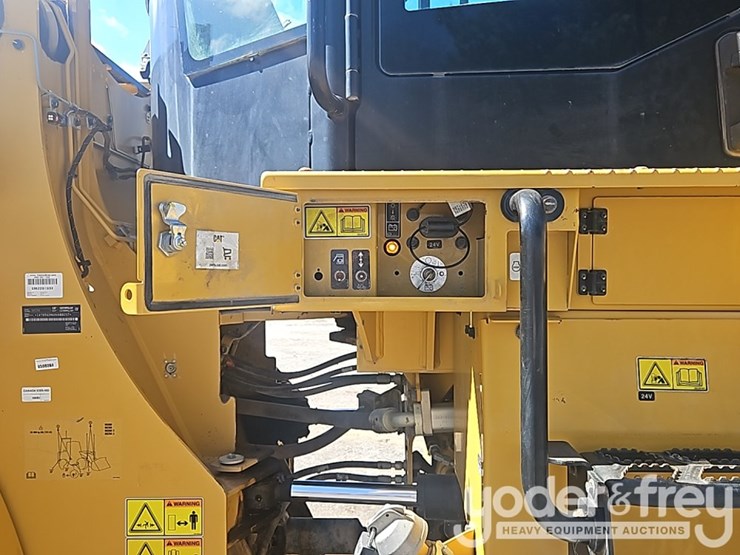 2021-caterpillar-962m-image-41