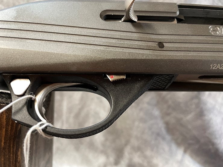 #4621-•-hatfield-12-ga.-semi-auto-shotgun,-sn:-12a22-003877-image-9