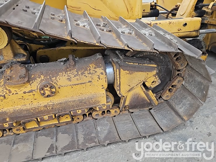 2005-caterpillar-d5n-image-9