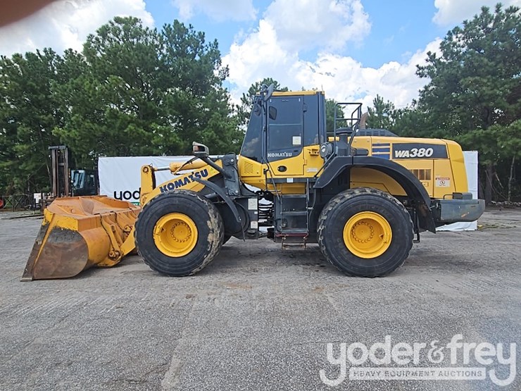 komatsu-wa380-image-2