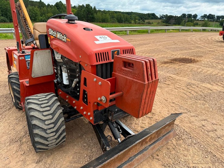 2017-ditch-witch-rt45-image-13
