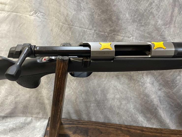 #4590-•-browning-x-bolt-6.5-creedmoor-bolt-action-rifle,-sn:-25459yw354-image-9
