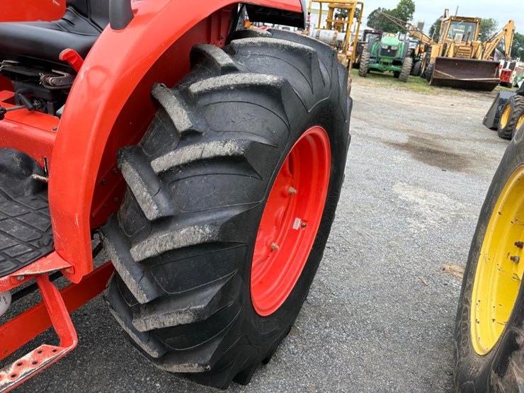 kubota-mx5400-image-8