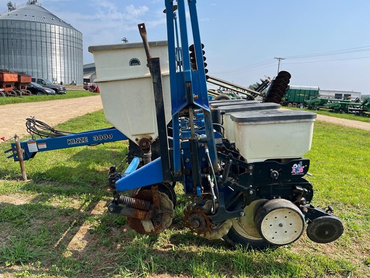 kinze-3000-image-3