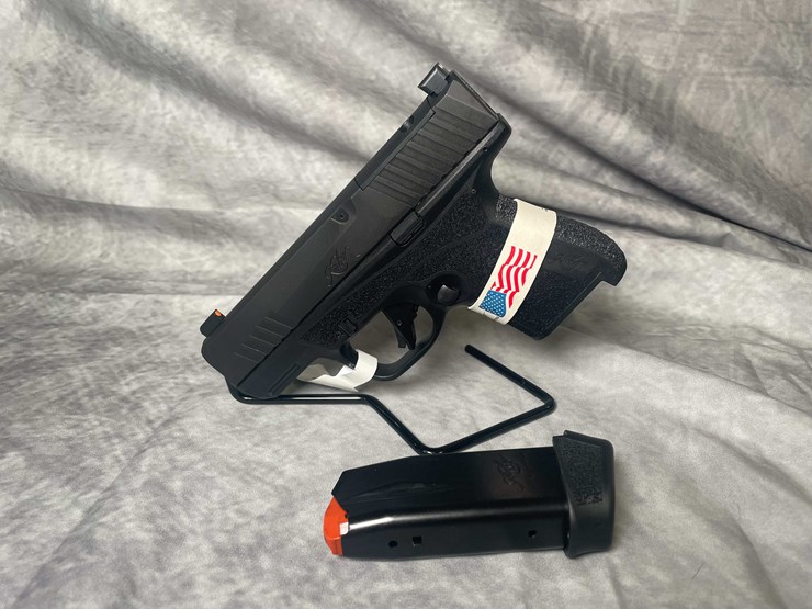 #4525-•-kimber-r7-mako-9mm-luger-pistol,-sn:-z10187-image-22