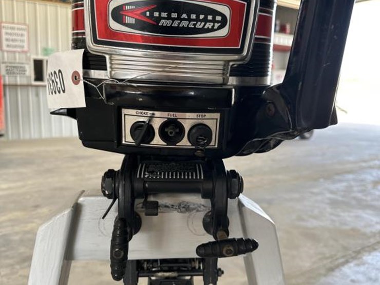 #3934-•-mercury-9.9-hp-outboard-motor-with-stand-image-6