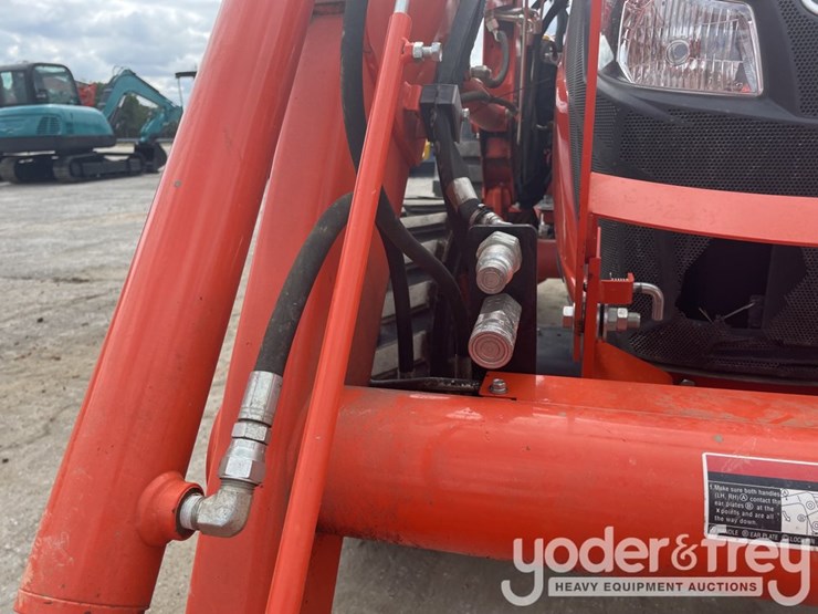 2020-kubota-mx5400hst-image-17