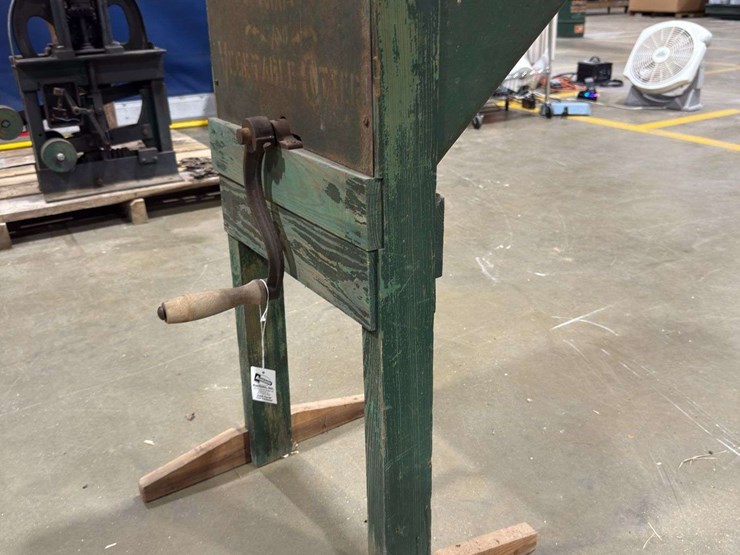 root-and-vegetable-cutter-image-2