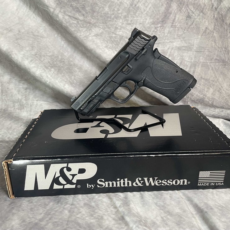 #4557 • Smith & Wesson M&P Shield EZ 380 Auto Pistol, SN: FHX7559