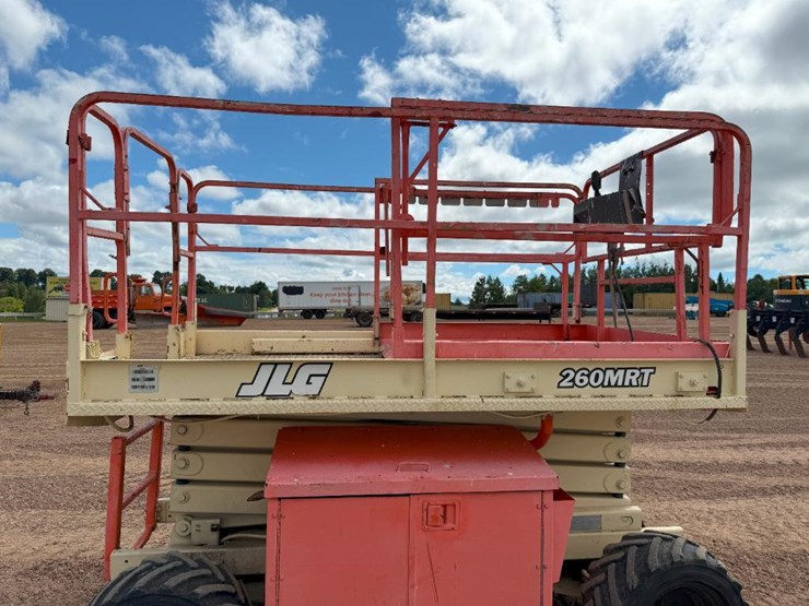 2000-jlg-260mrt-image-18