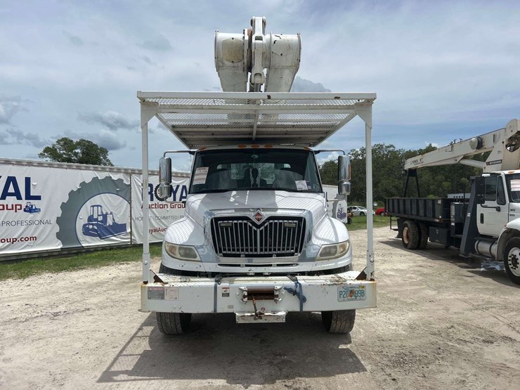 2013-international-durastar-4400-image-39