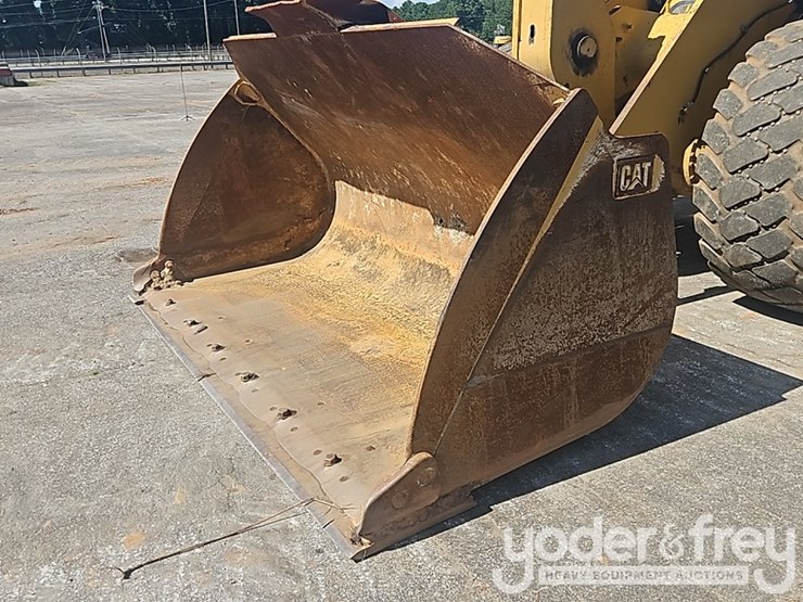 2021-caterpillar-962m-image-14