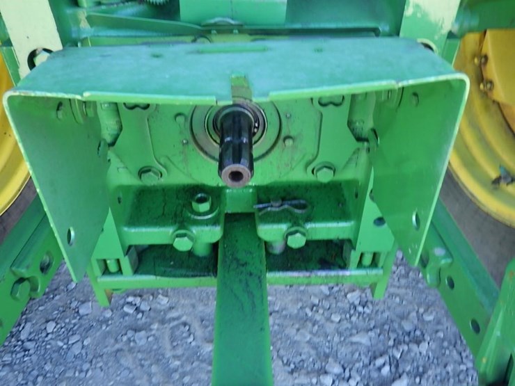 john-deere-6415-image-8