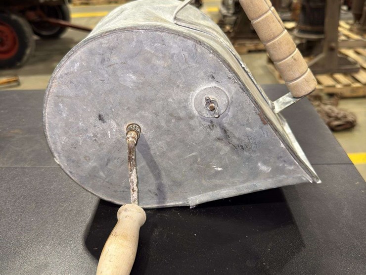 the-uniform-nut-meat-chopper,-and-pea-sheller-image-5