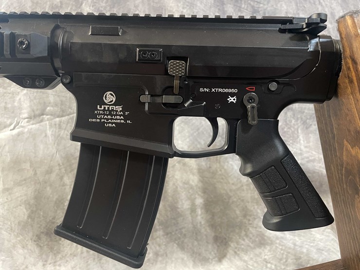#4611-•-utas-xtr-12-tactical-12-ga.-semi-auto-shotgun,-sn:-xtr06950-image-12