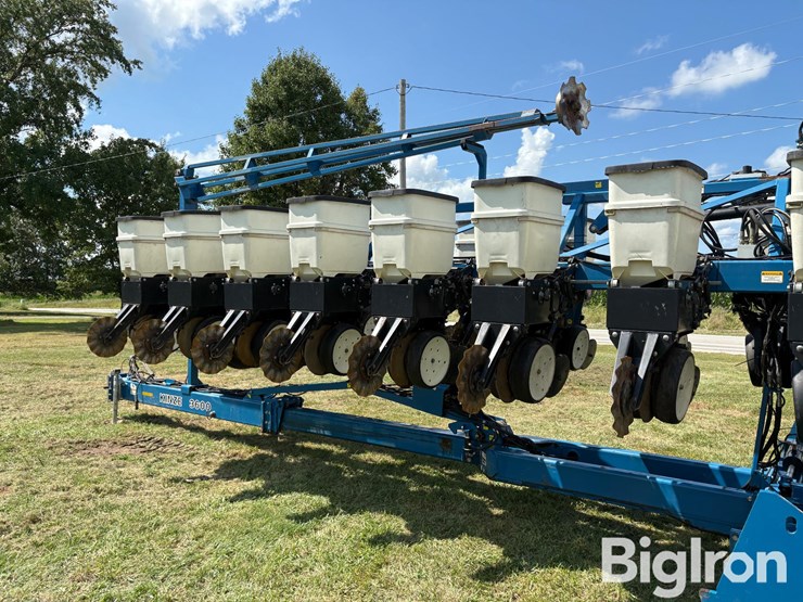 kinze-3600-image-12