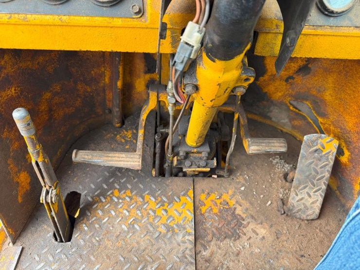 deere-644b-image-45