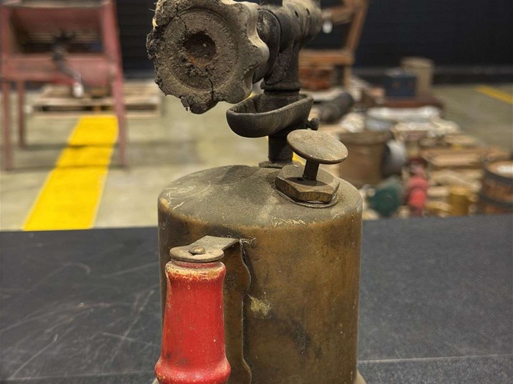 group-of-three-torches-image-9