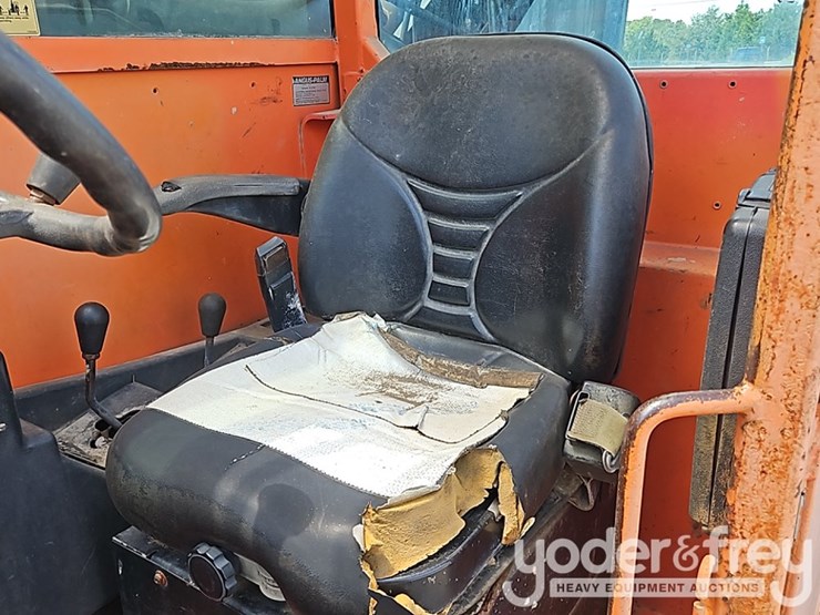 2012-jlg-g9-43a-image-37