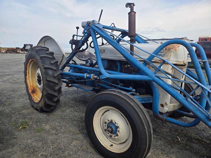 ford-8n-image-5