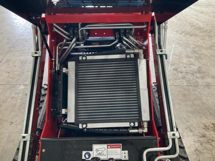 #1011-•-unused-future-ft380r-mini-skid-steer-image-16