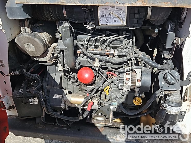 2019-bobcat-t590-image-22