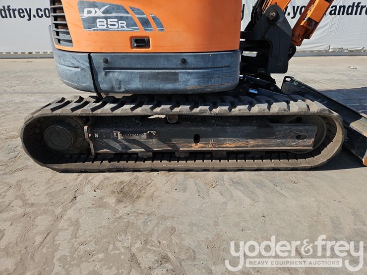 2019-doosan-dx85r-3-image-7