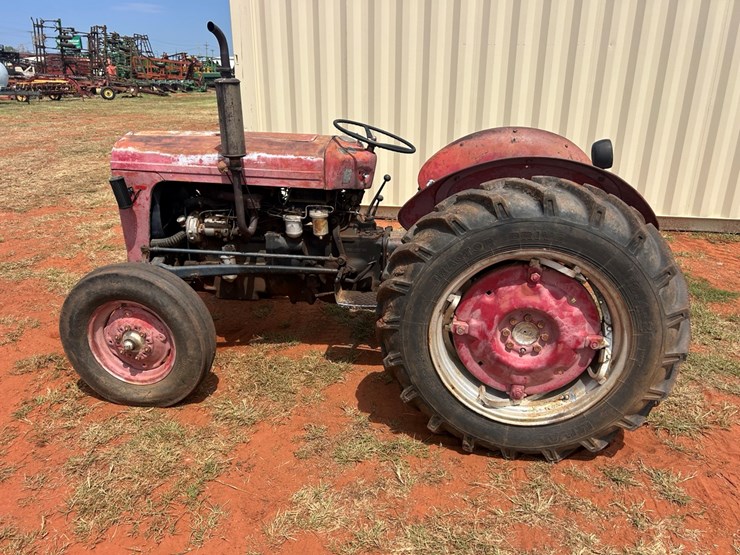 massey-ferguson-35-image-7