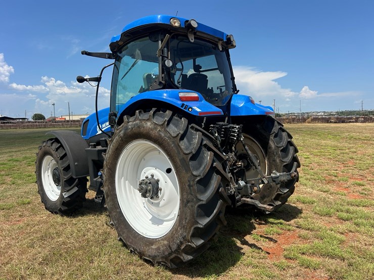 2014-new-holland-t6.175-image-3