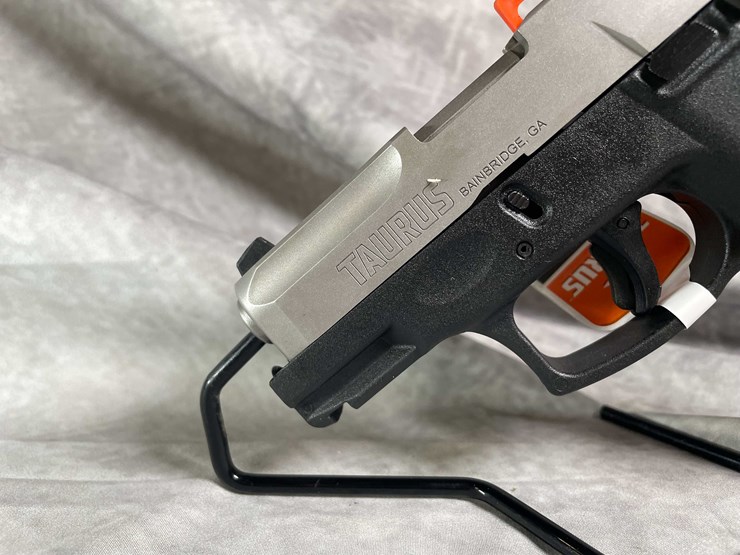 #4538-•-taurus-g2c-40-s&w-pistol,-sn:-agc106105-image-15
