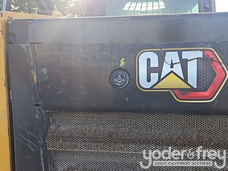 2022-caterpillar-246d3-image-21
